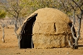  himba 
 hutte 
 kaokoland 
 namibie 